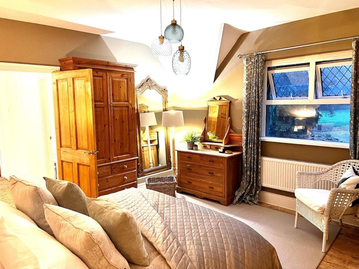 6 - Central Location - Entire House - Free Parking Merthyr Tydfil Bagian luar foto